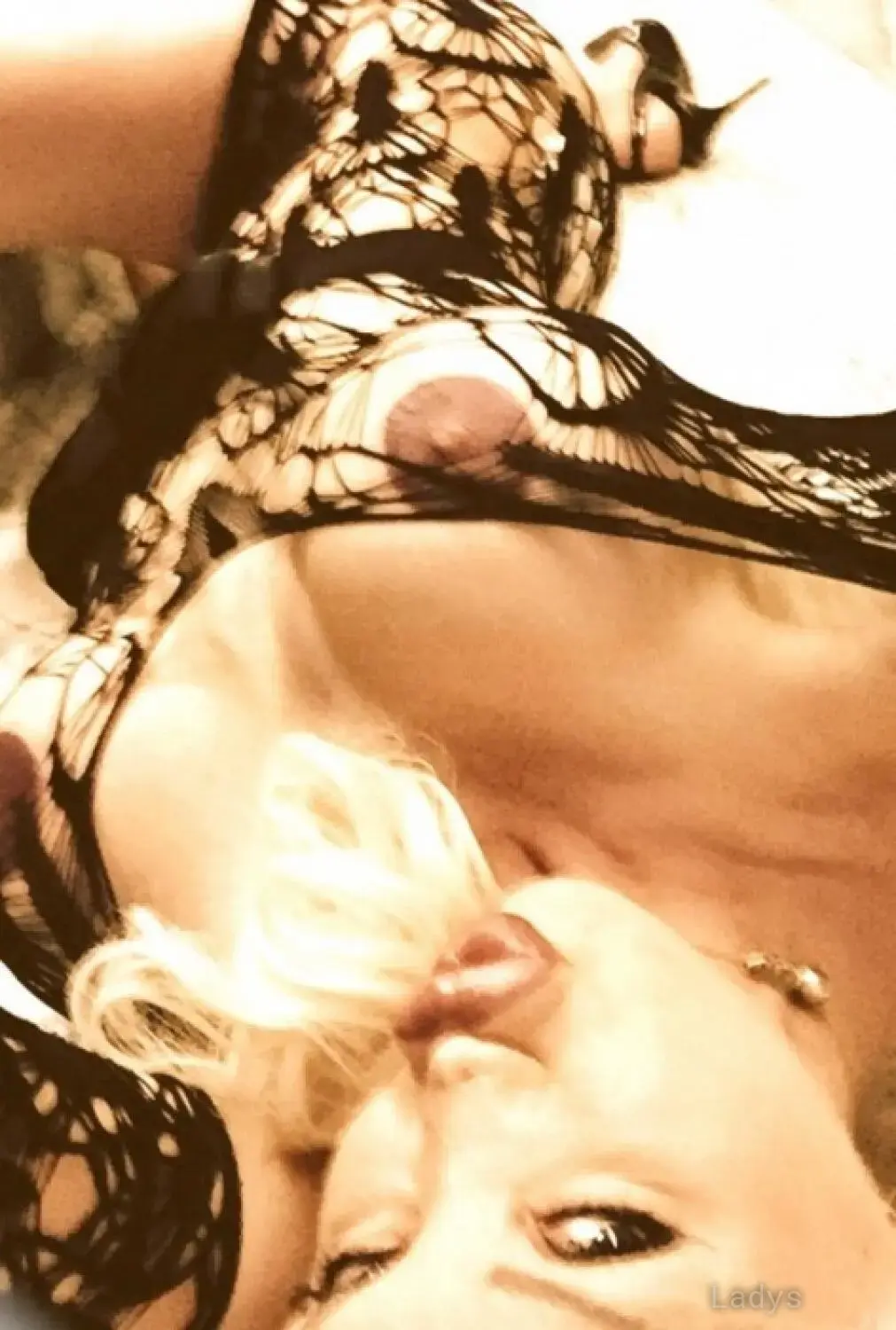 MADELEINE, 40 years brunette escorts in Zurich, height 169 sm, Weight 64 kg