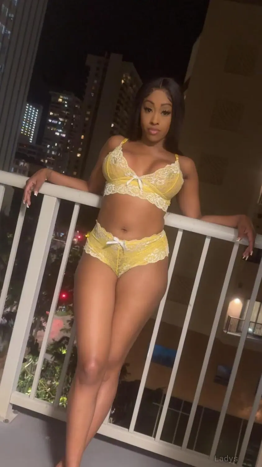 Lia Lavish, 30 years beautiful nude Fort Lauderdale escorts girl, height 166 sm, Weight 62 kg