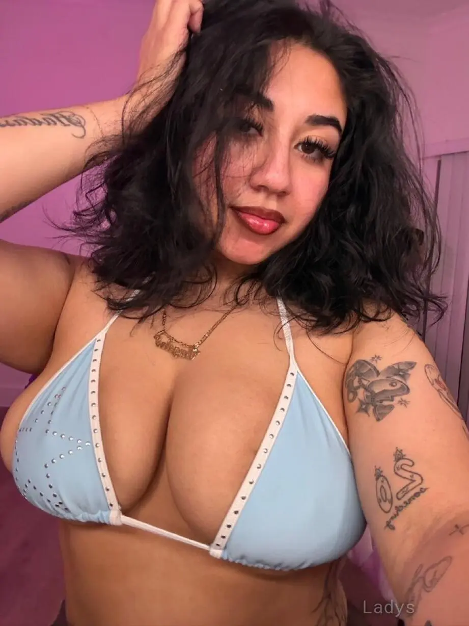 Elevate Your Intimate Moments, 24 years old Fort Wayne escort girl with big tits, height 168 sm, Weight 35 kg