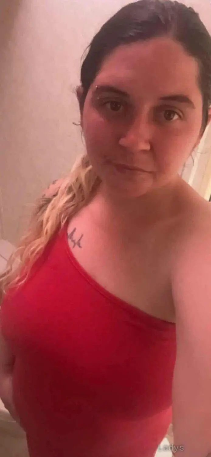 Goddess Ash, 30 years beautiful nude Fort Wayne escorts girl, height 160 sm, Weight 70 kg