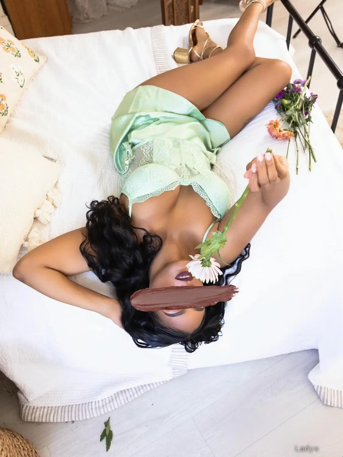 Adrienne Amour, 35 years beautiful nude Fresno escorts girl, height 162 sm, Weight 65 kg