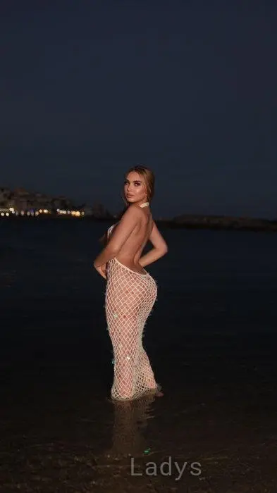 Megan, 25 years beautiful nude Fuengirola escorts girl, height 170 sm, Weight 60 kg