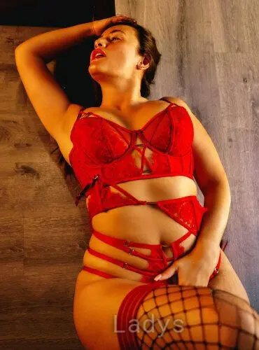 Alejandra, 33 years beautiful nude Galway escorts girl, height 162 sm, Weight 66 kg