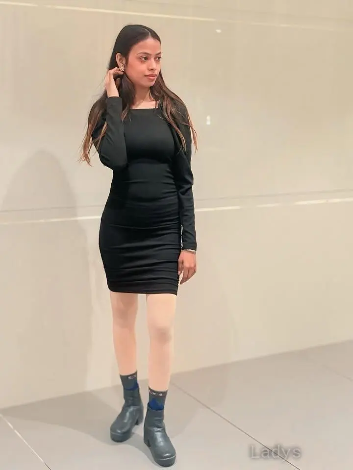 Priya, 22 years old Gandhidham escort girl with big tits, height 170 sm, Weight  kg