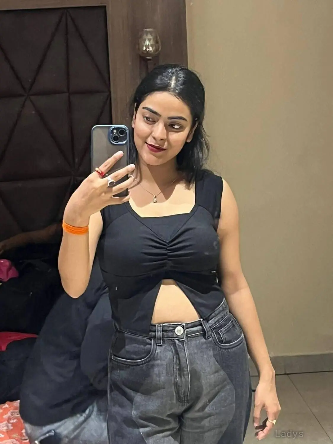 Riya, 21 years beautiful nude Gangtok escorts girl, height 169 sm, Weight  kg