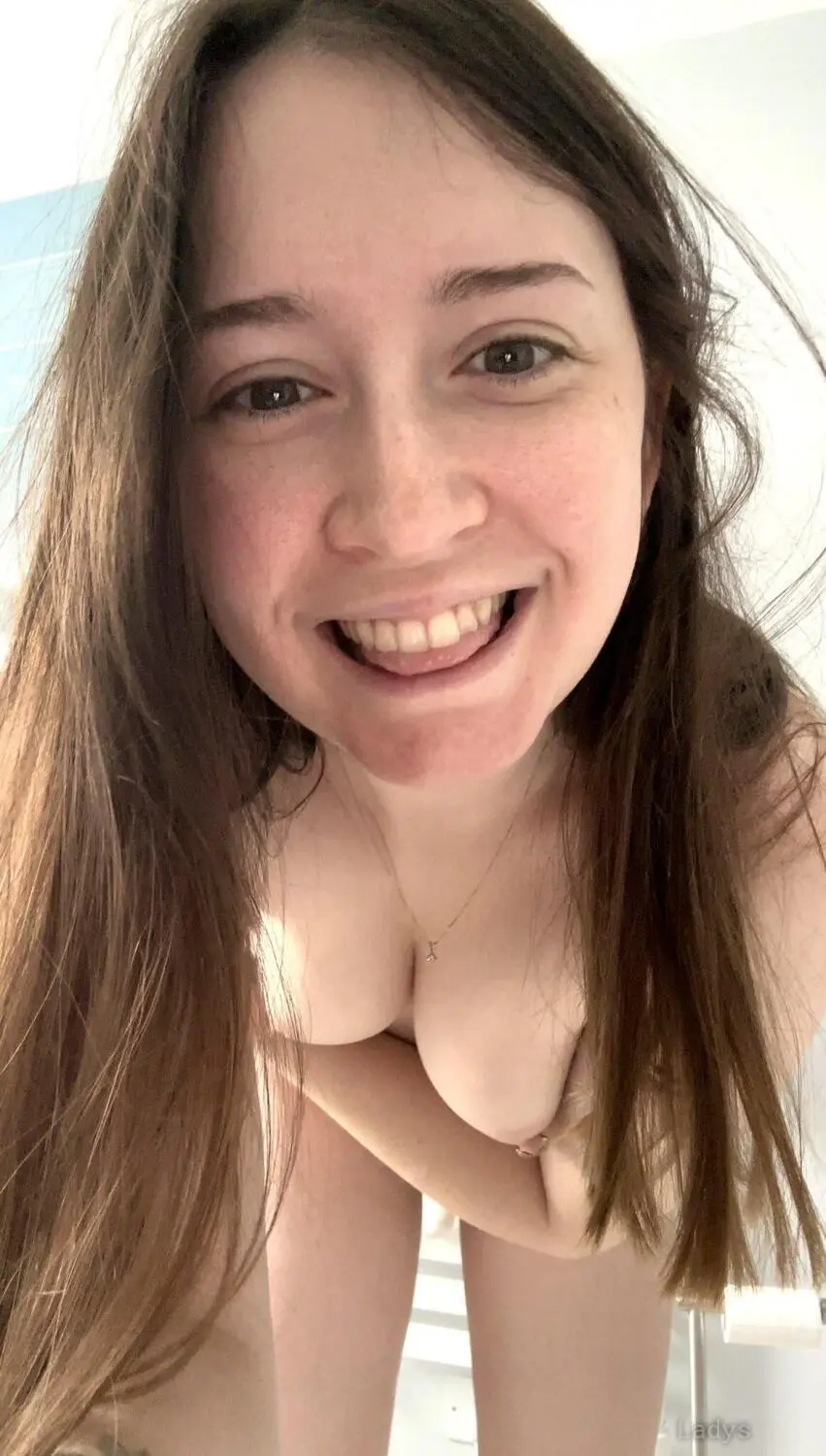 Nao melissa, 26 years beautiful nude Geneve escorts girl, height 169 sm, Weight 44 kg