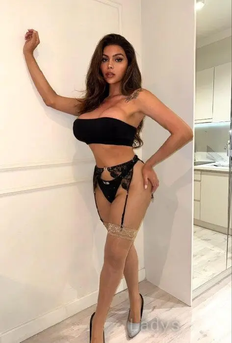 Sophia, 23 years beautiful nude Gjilan escorts girl, height 161 sm, Weight 55 kg