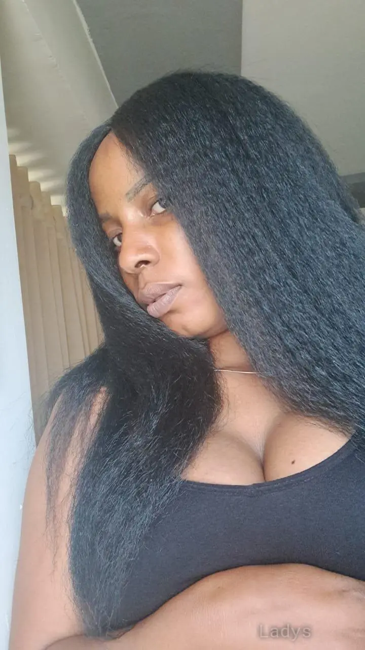 ALLEN, 24 years old Goa escort girl with big tits, height 165 sm, Weight  kg