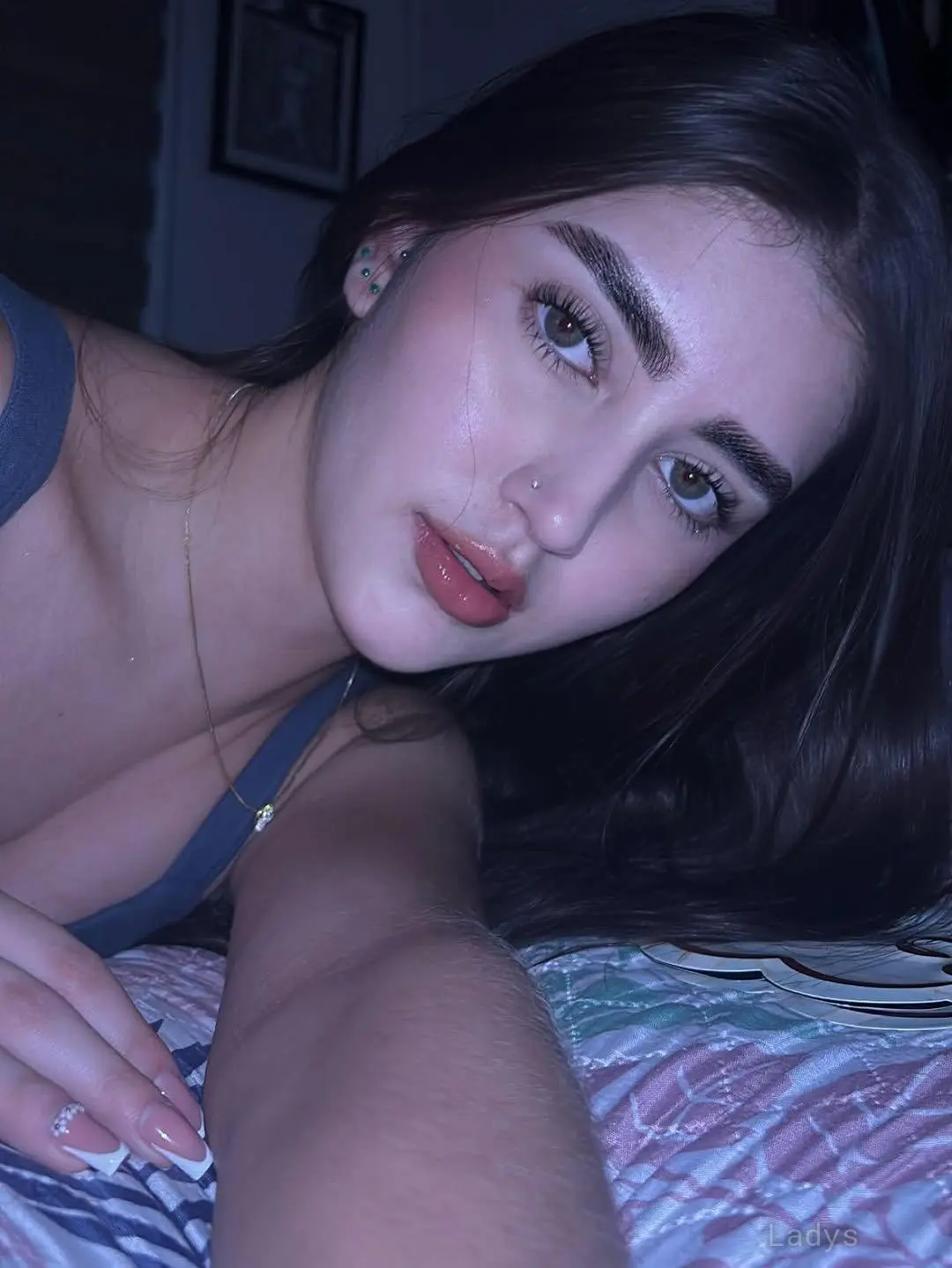 Ava, 22 years old Goa escort girl with big tits, height 183 sm, Weight  kg
