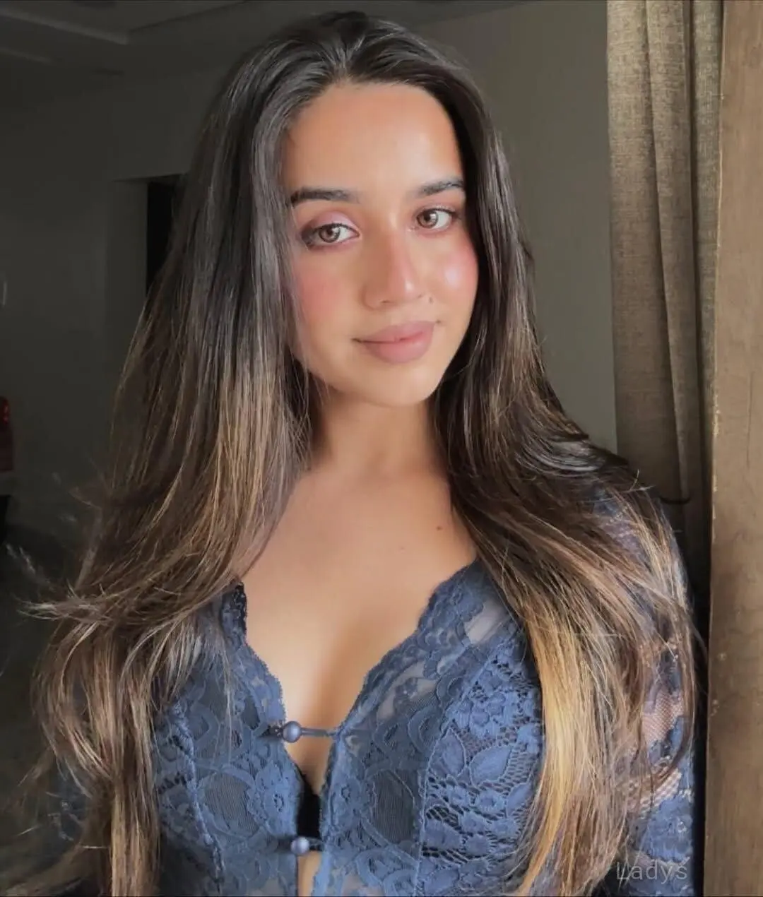 Dimple, 23 years old Goa escort girl with big tits, height 154 sm, Weight kg
