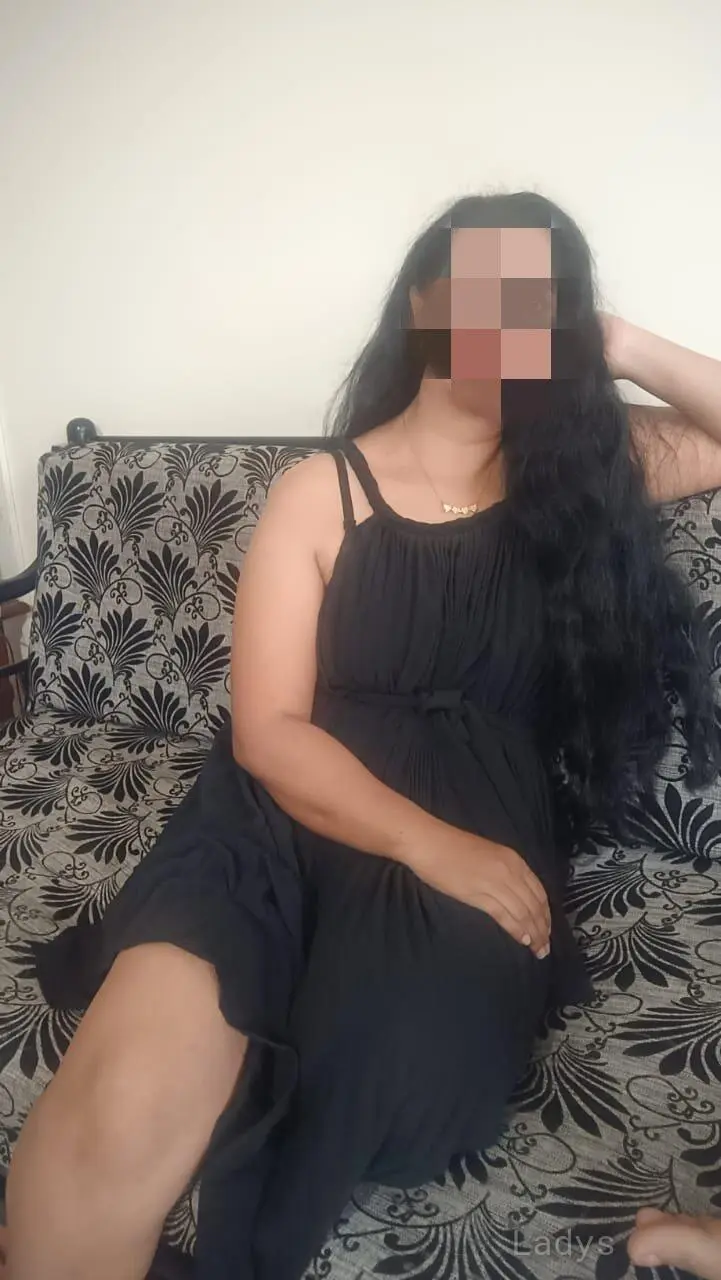 Monica, 30 years old Goa escort girl with big tits, height 170 sm, Weight  kg