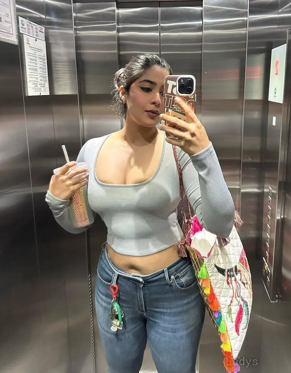 Susan, years old Goa escort girl with big tits, height sm, Weight kg