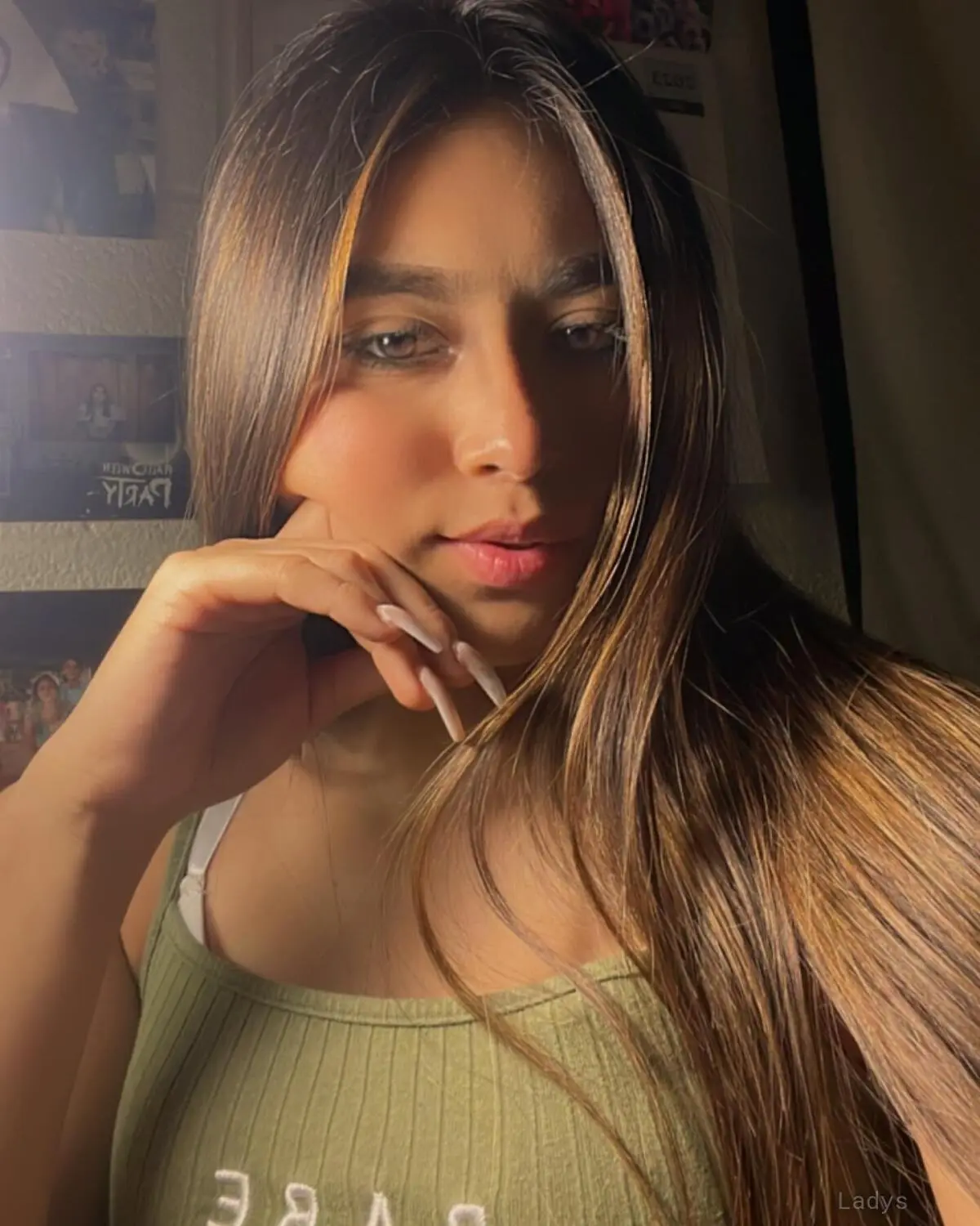 Zoya, 21 years old Goa escort girl with big tits, height 165 sm, Weight  kg