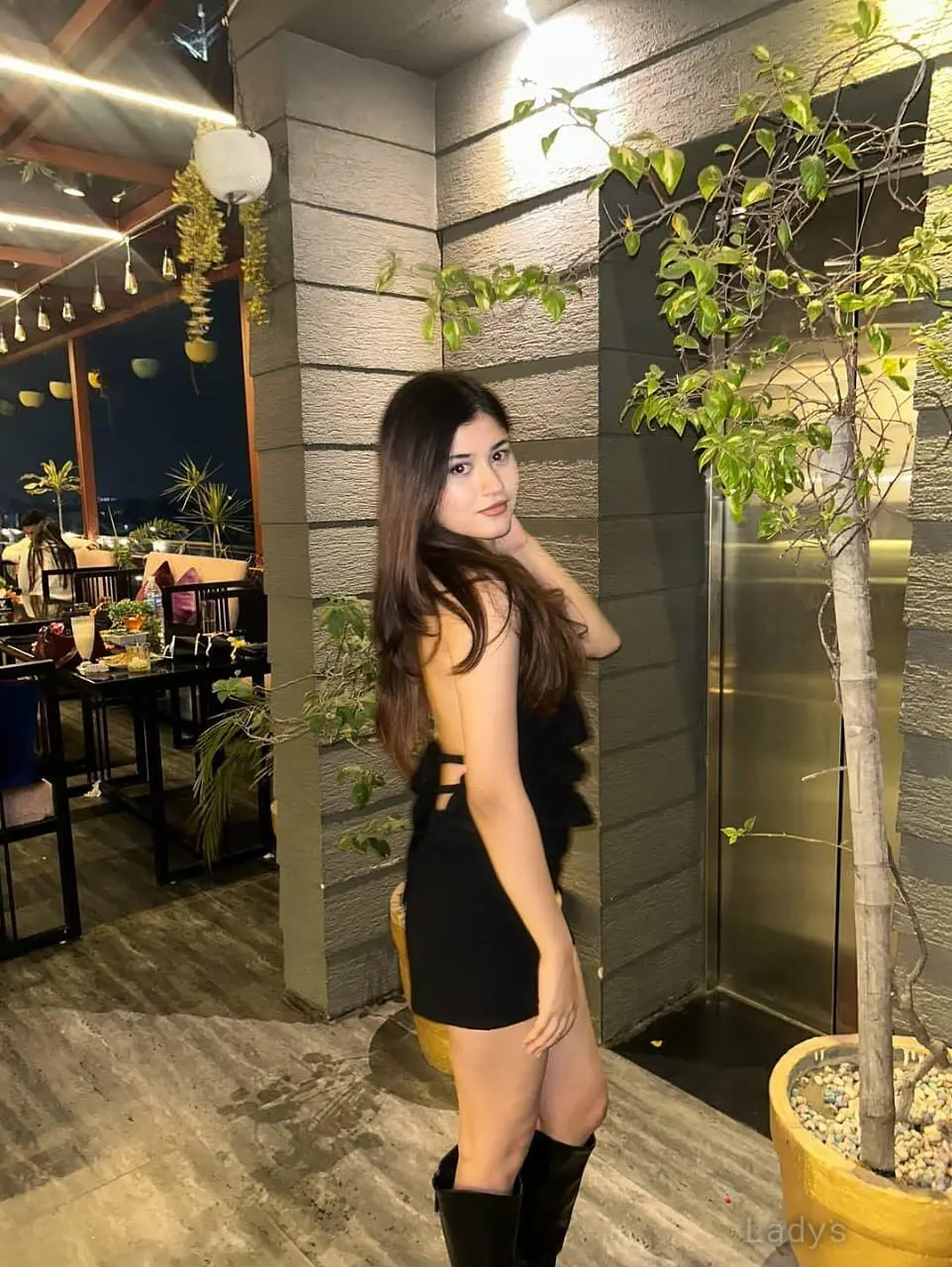 Divyani, 22 years beautiful nude Goa escorts girl, height 154 sm, Weight kg