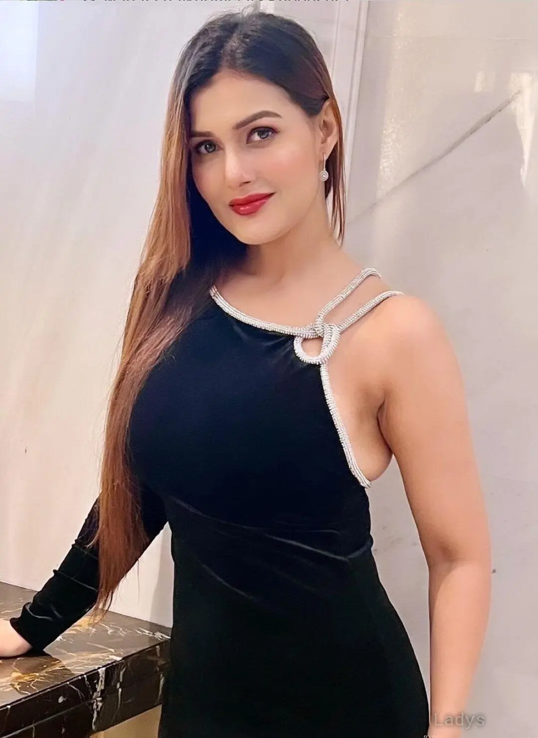Shivani, 21 years beautiful nude Goa escorts girl, height 156 sm, Weight  kg