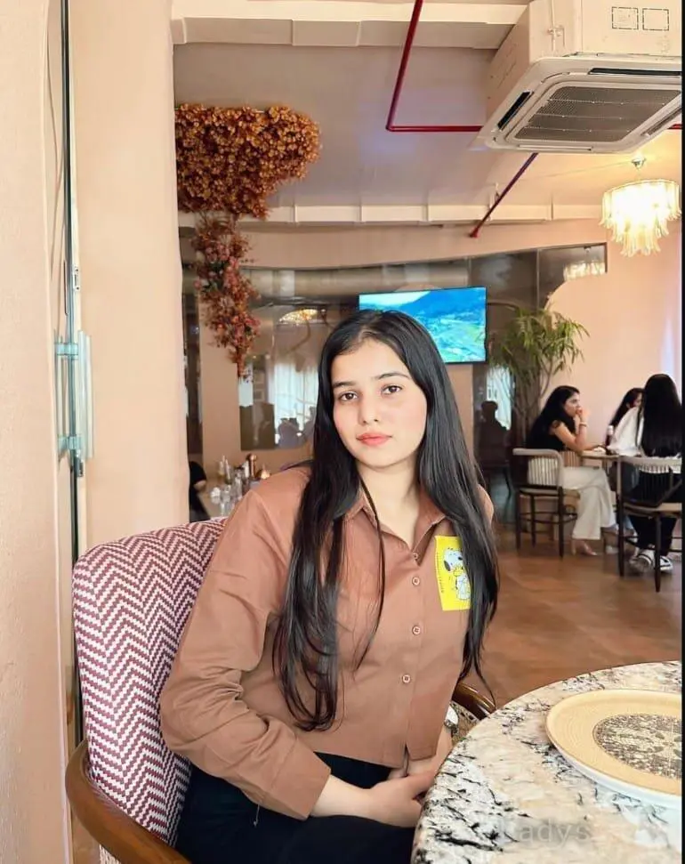 Shivani, 23 years beautiful nude Goa escorts girl, height 170 sm, Weight  kg