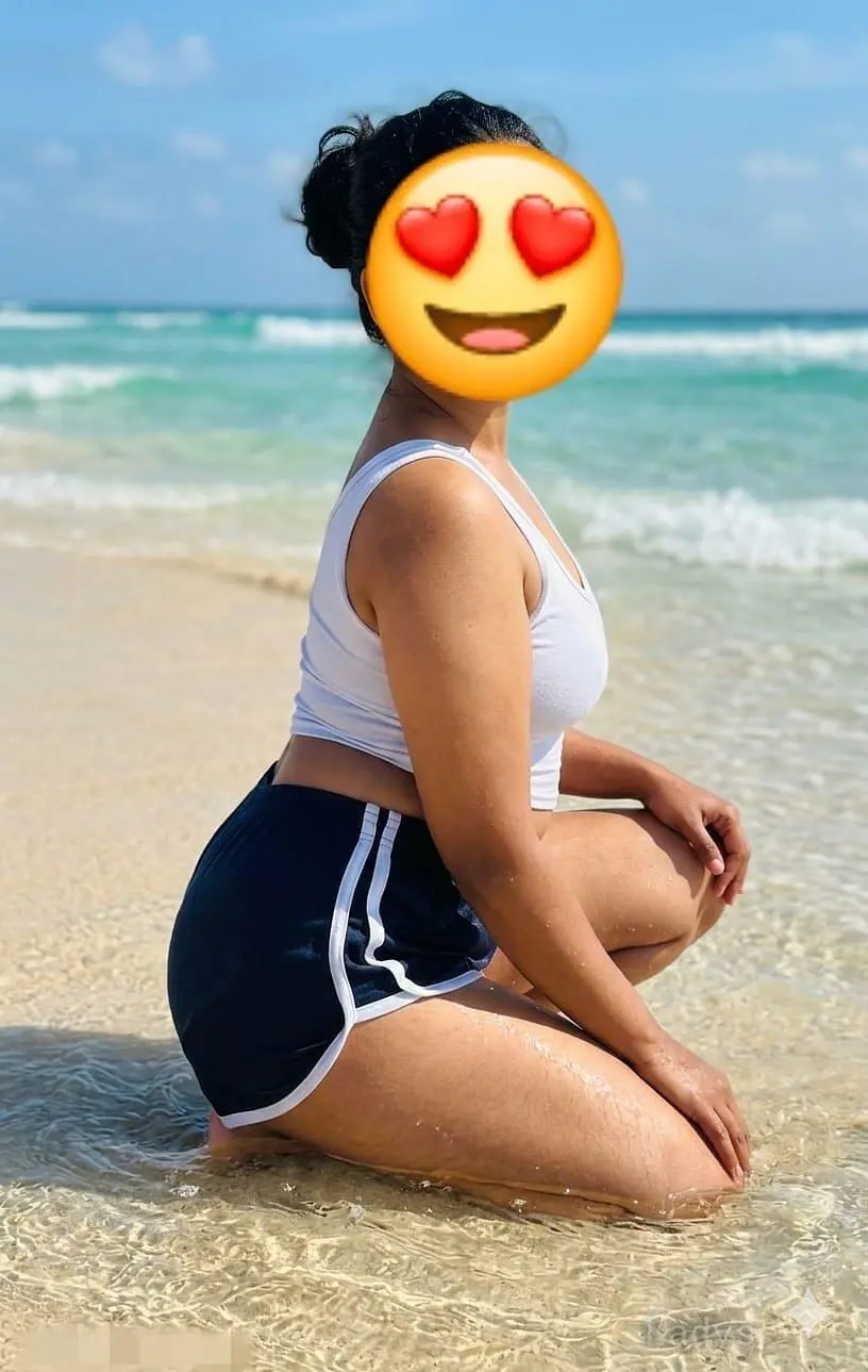 Janvi Sharma,  years old Greater Noida escort girl with big tits, height  sm, Weight  kg