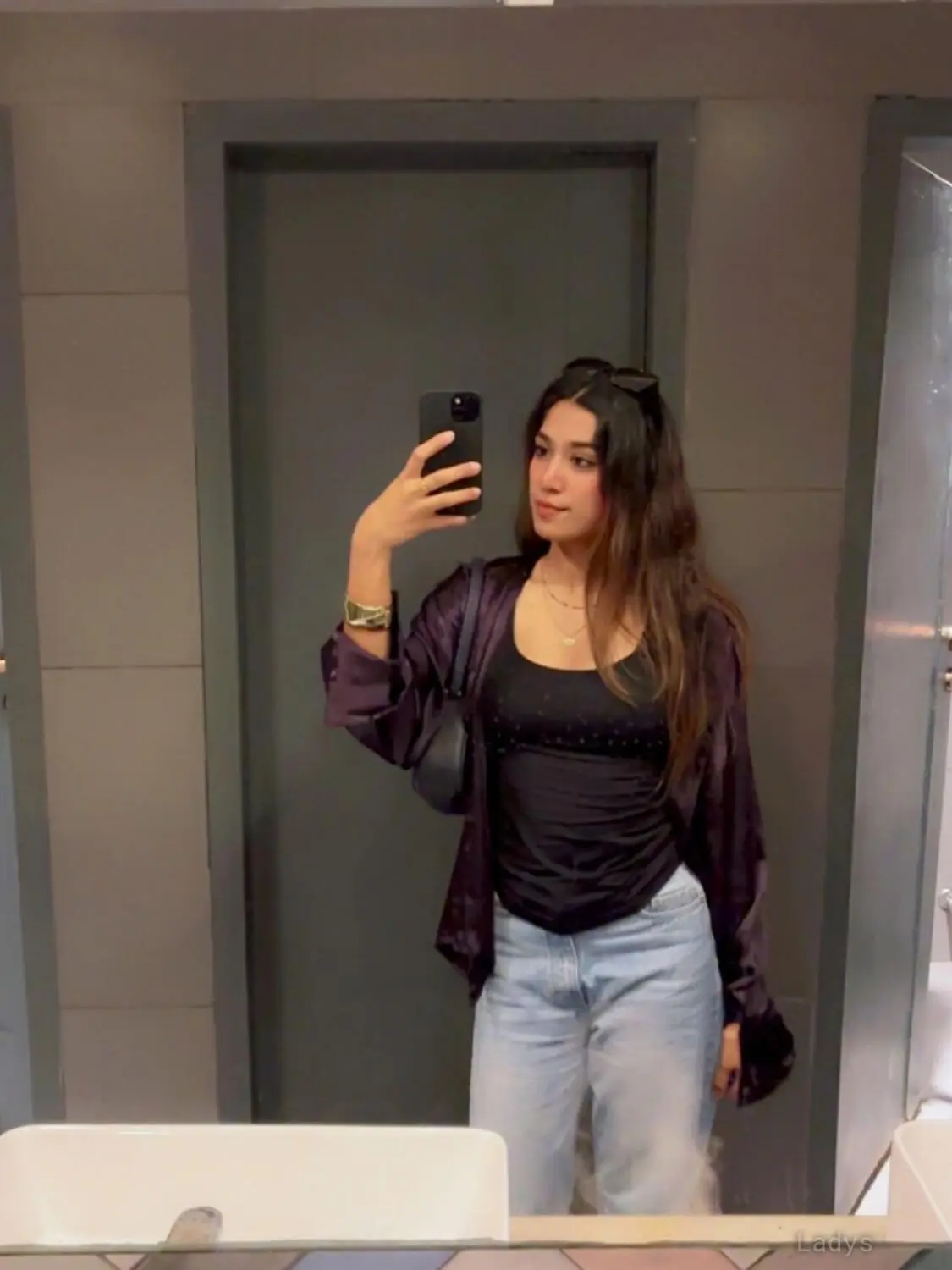 Cassandra, 22 years old Gurgaon escort girl with big tits, height 135 sm, Weight kg