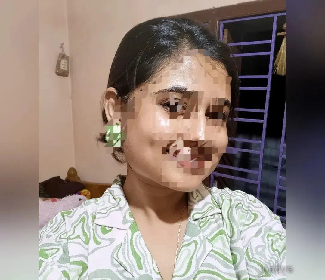 Chetna, 24 years old Gurgaon escort girl with big tits, height 154 sm, Weight  kg