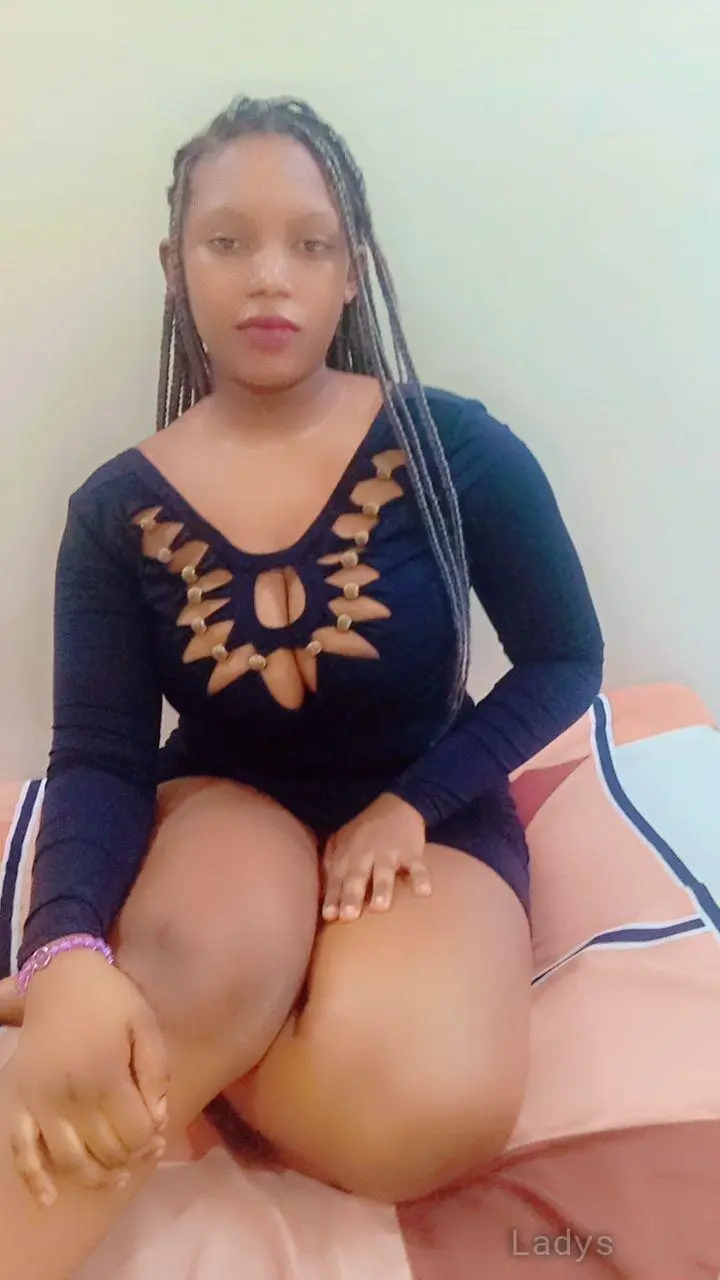 Chloe, 24 years old Gurgaon escort girl with big tits, height 167 sm, Weight  kg