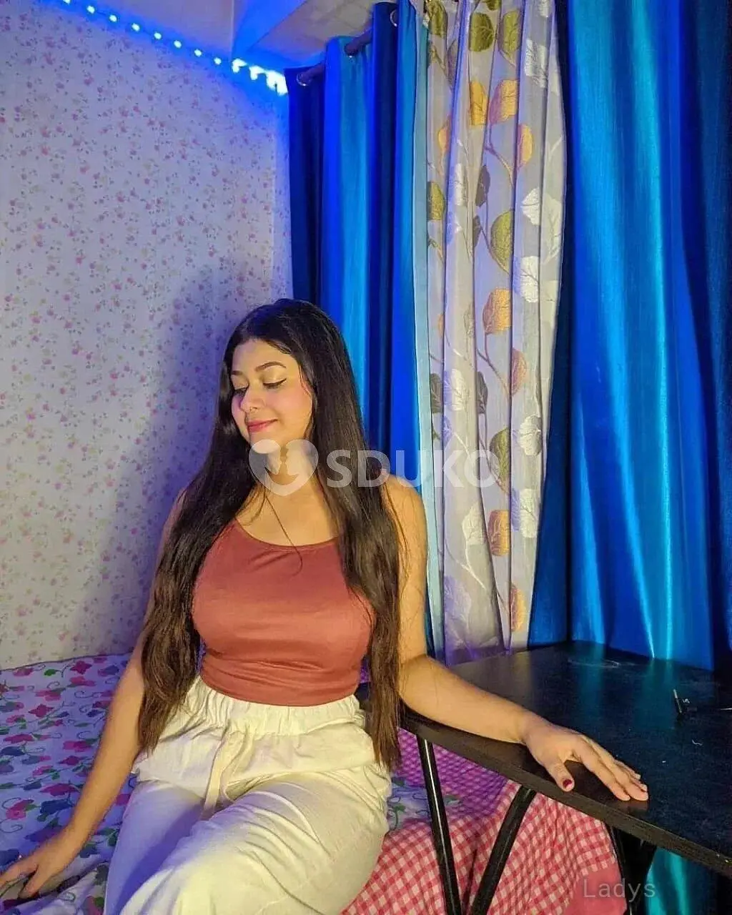 Kate, 20 years old Gurgaon escort girl with big tits, height  sm, Weight  kg