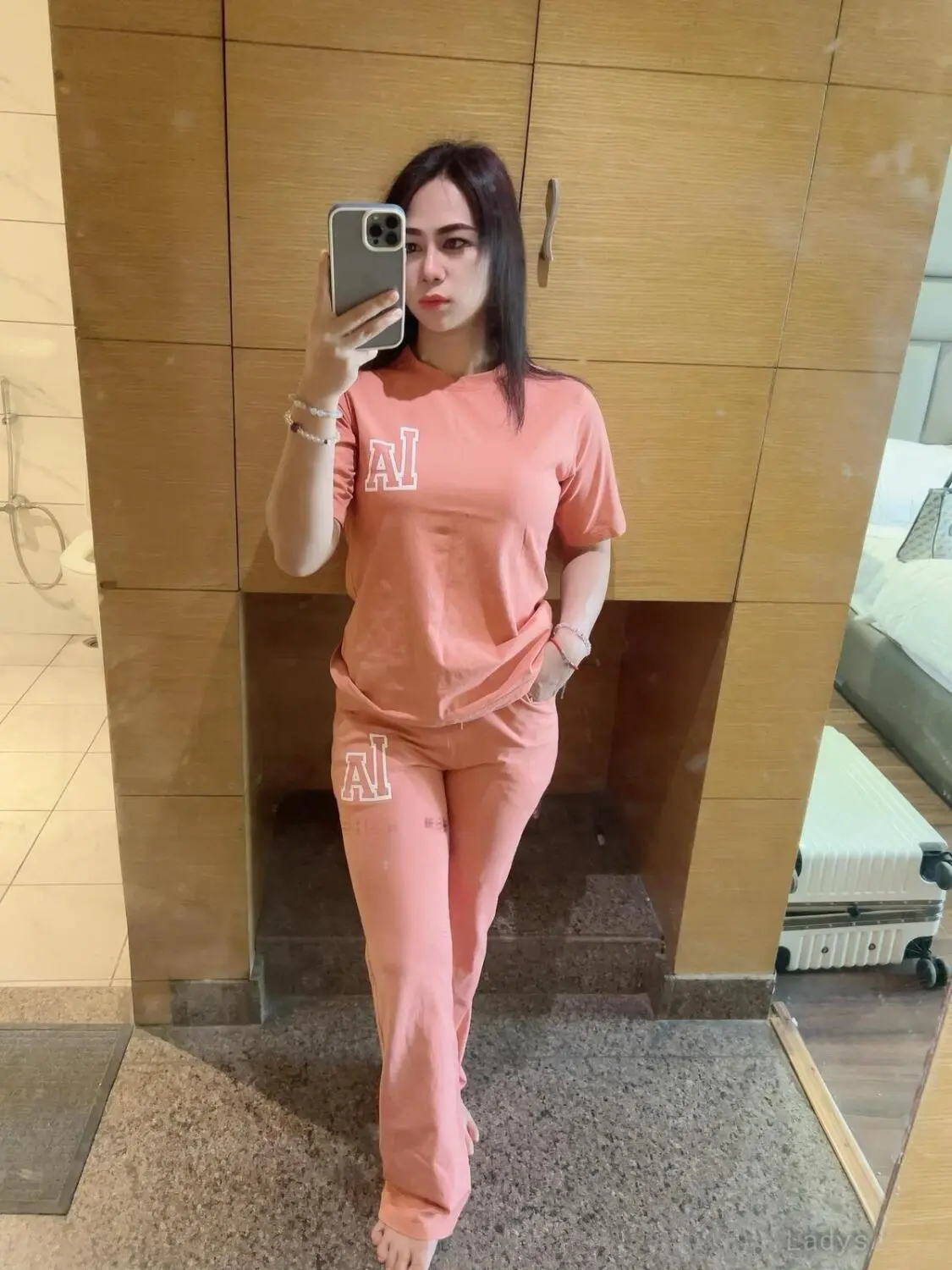 Susie, 28 years old Gurgaon escort girl with big tits, height 162 sm, Weight kg