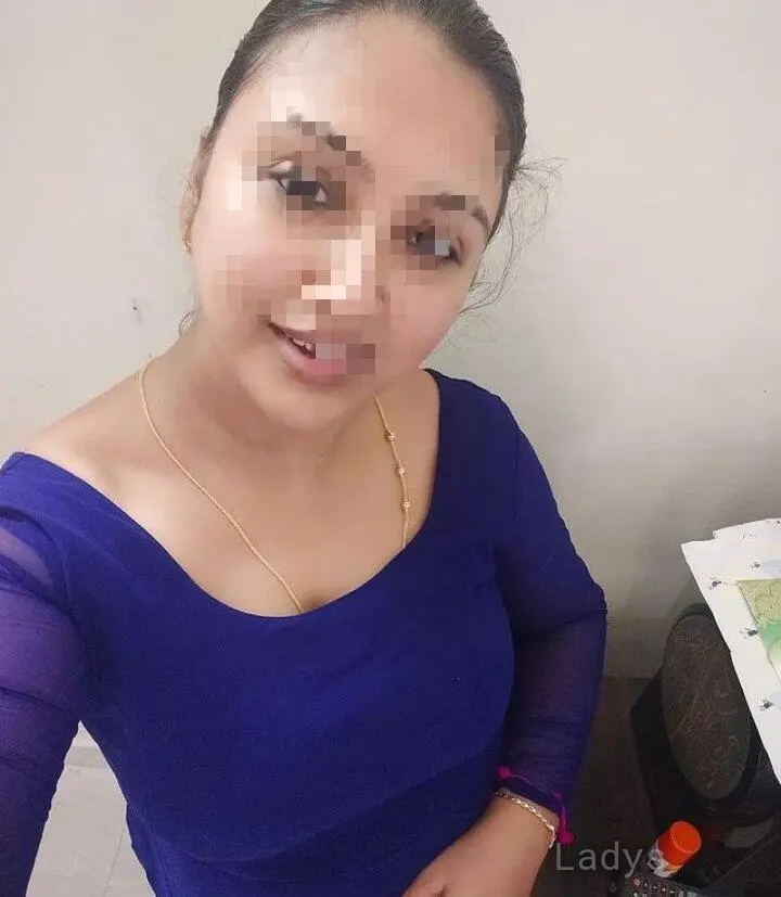 Dhruvi, 27 years beautiful nude Gurgaon escorts girl, height 154 sm, Weight  kg