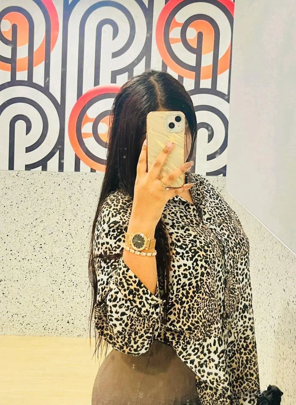 Janvi, 25 years beautiful nude Gurgaon escorts girl, height 166 sm, Weight  kg