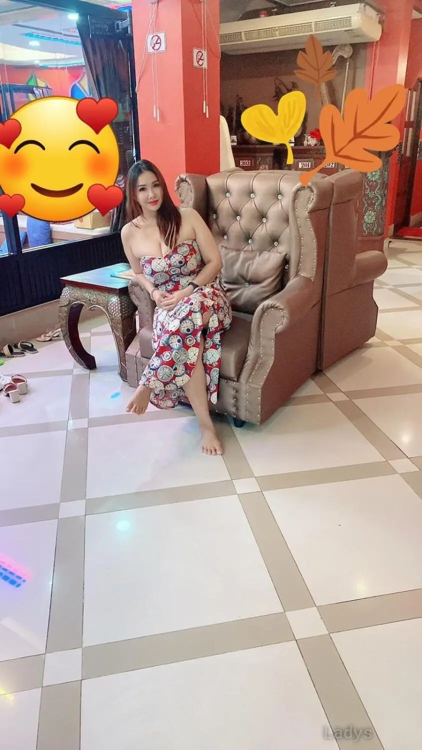 Nut, 29 years beautiful nude Gurgaon escorts girl, height 165 sm, Weight kg