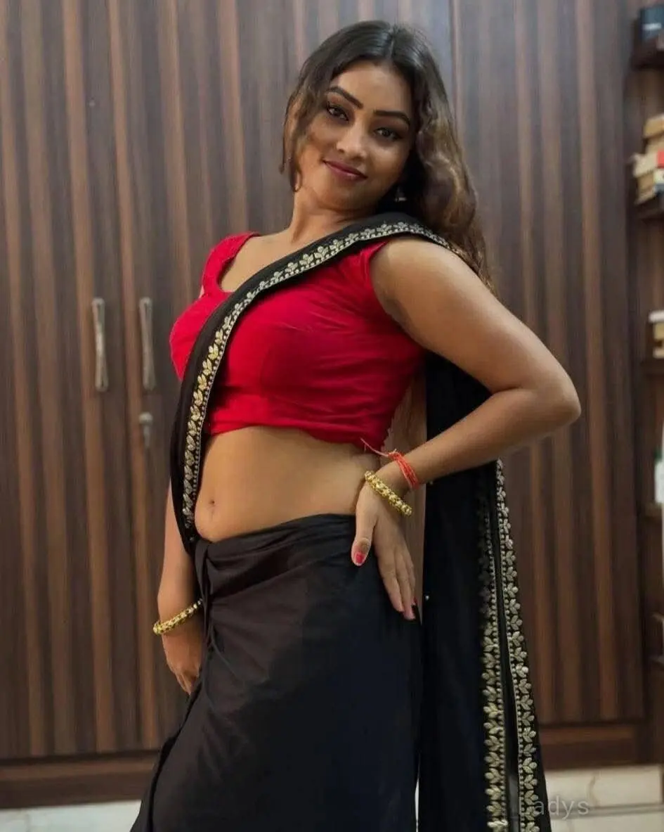Ragini,  years beautiful nude Gurgaon escorts girl, height  sm, Weight  kg