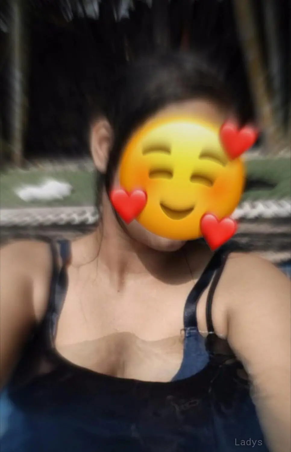 Riya, 23 years beautiful nude Gurgaon escorts girl, height 154 sm, Weight kg