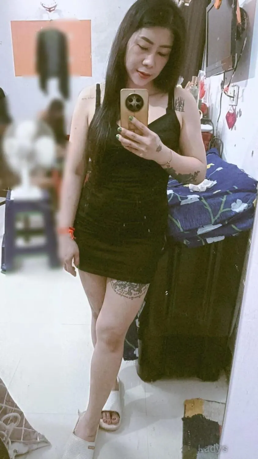 Sara, 27 years beautiful nude Gurgaon escorts girl, height 154 sm, Weight kg