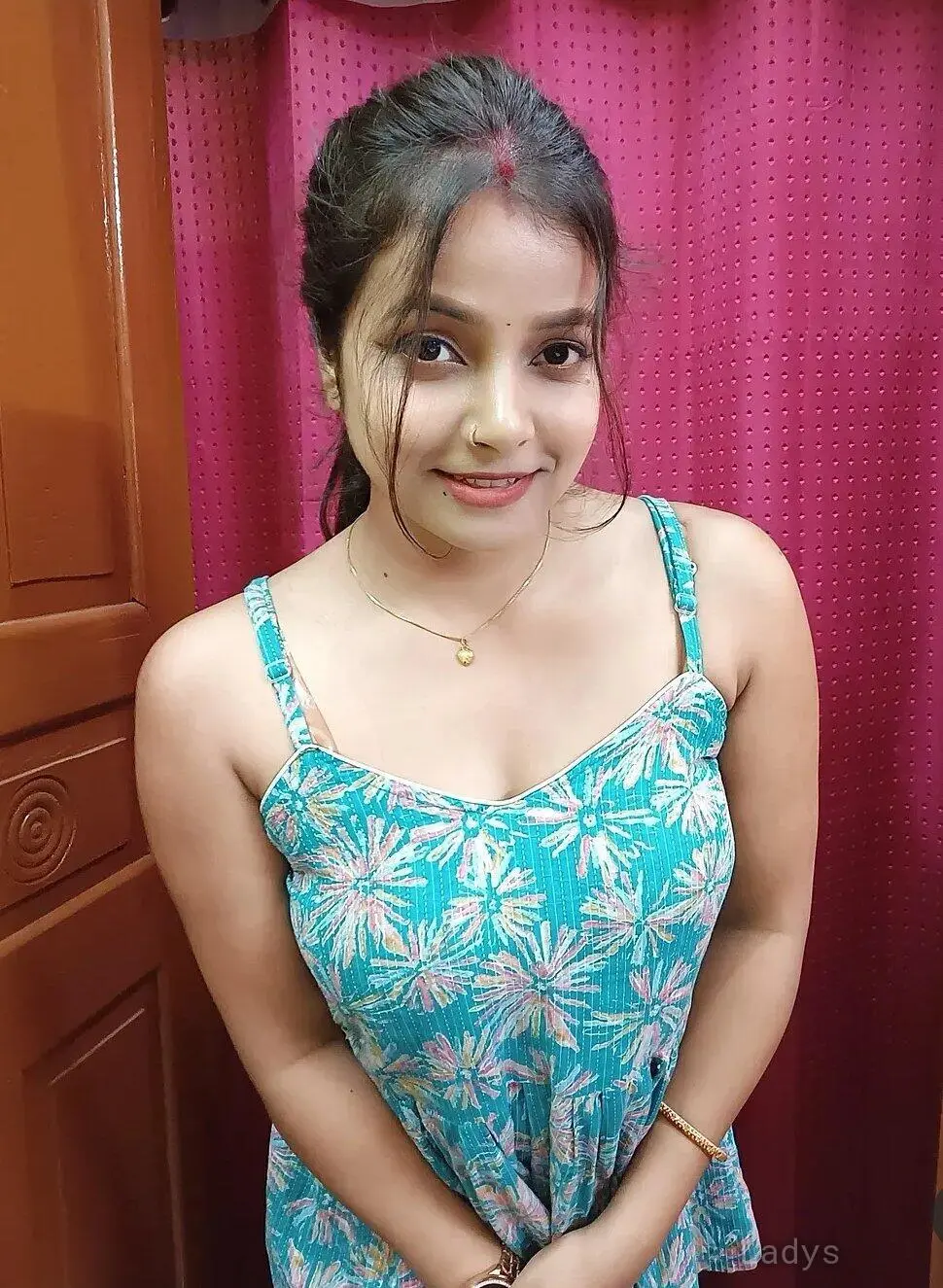 Jinal, 22 years old Guwahati escort girl with big tits, height 150 sm, Weight kg