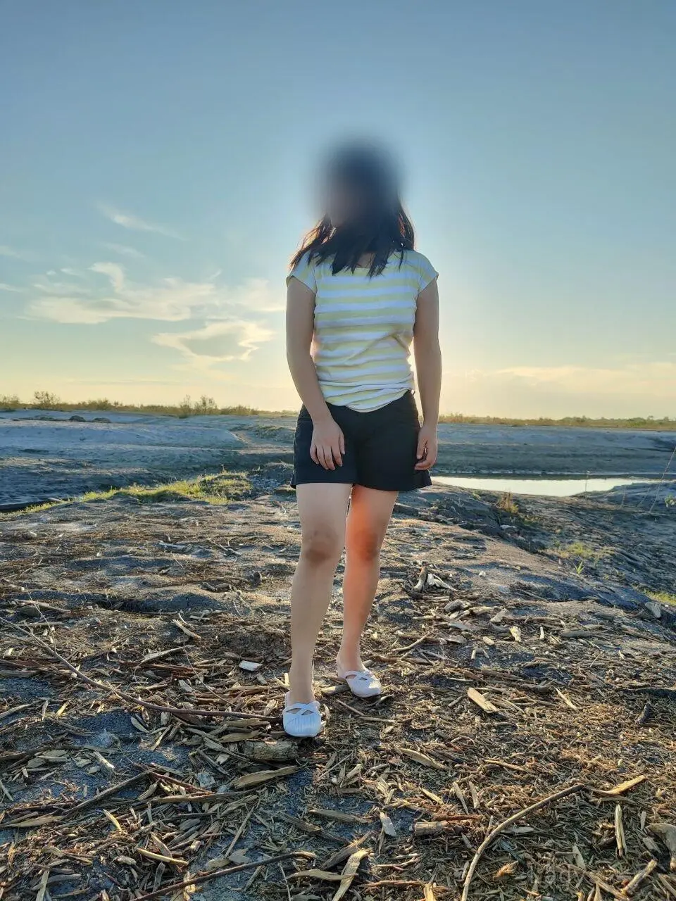 Kavya, 23 years old Guwahati escort girl with big tits, height 158 sm, Weight kg