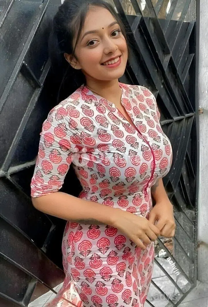 Kavya,  years old Guwahati escort girl with big tits, height  sm, Weight  kg
