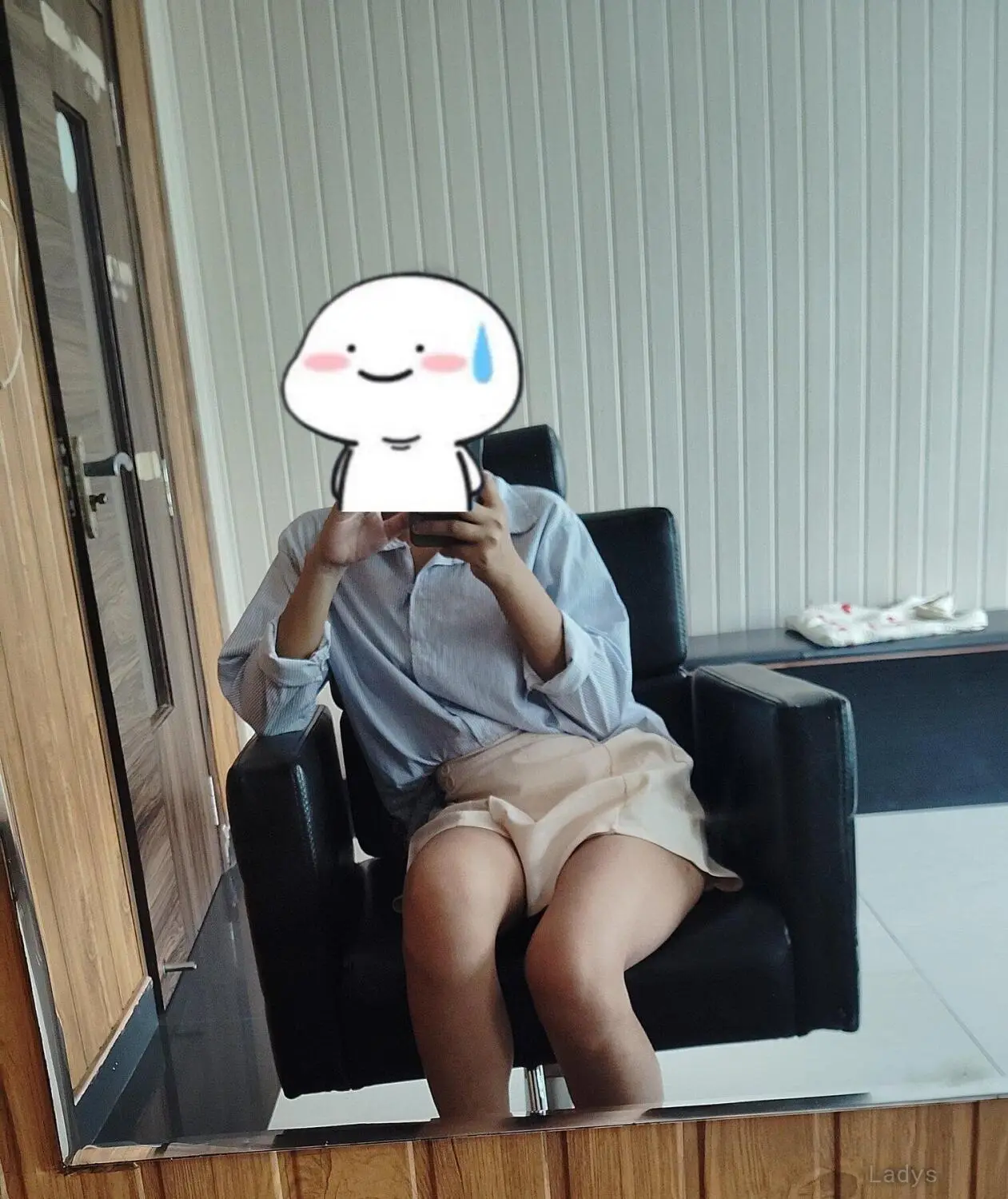 Maya, 22 years old Guwahati escort girl with big tits, height 163 sm, Weight  kg