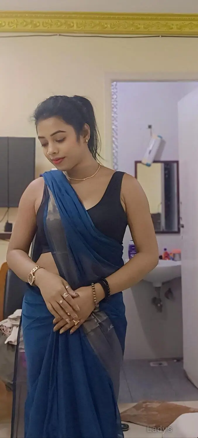 Nikita, 21 years old Guwahati escort girl with big tits, height 157 sm, Weight  kg