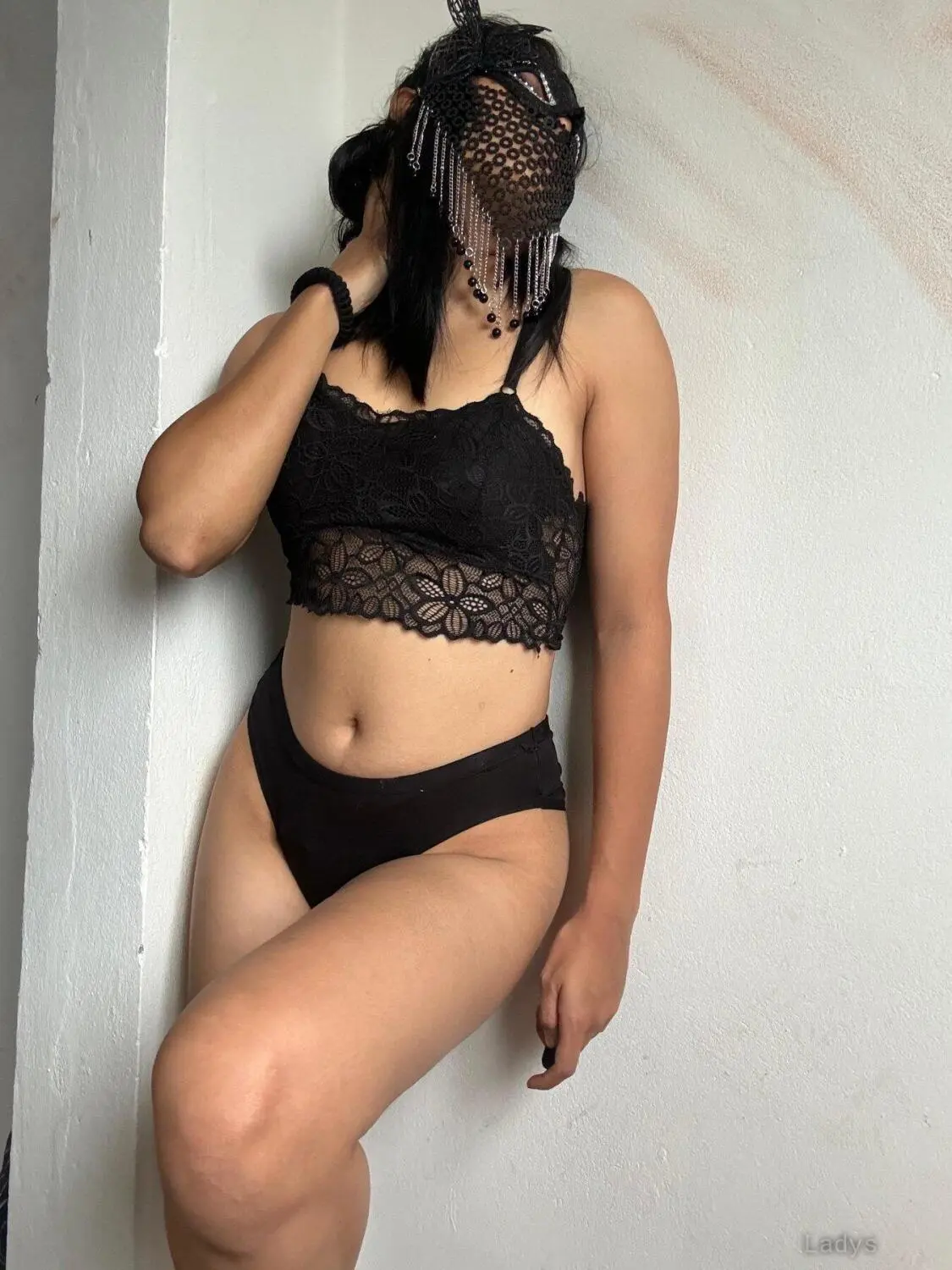 Esha, 21 years beautiful nude Guwahati escorts girl, height 167 sm, Weight kg