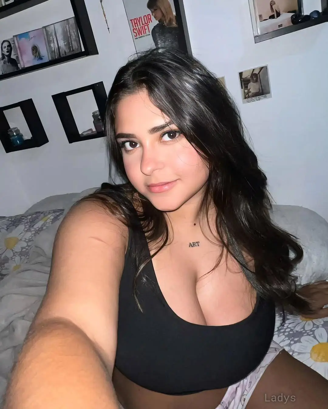 Kritika Sharma, 23 years beautiful nude Guwahati escorts girl, height 153 sm, Weight  kg