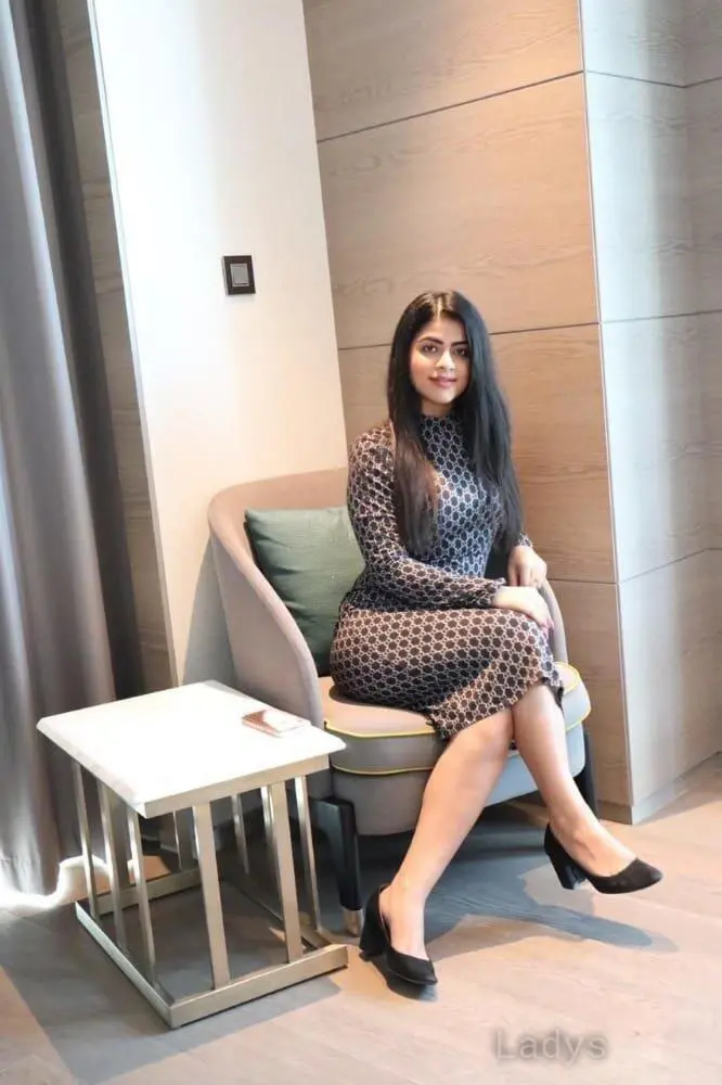 Sonam, 21 years beautiful nude Guwahati escorts girl, height 160 sm, Weight kg