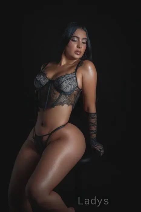 Ivy, 27 years beautiful nude Gzira escorts girl, height 160 sm, Weight 62 kg