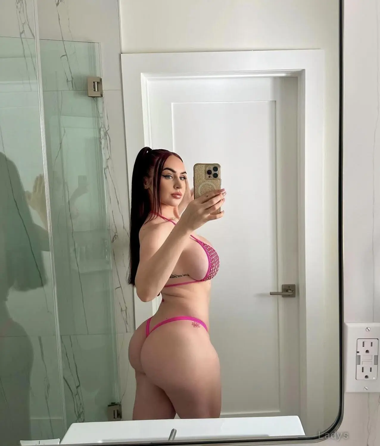 NSFW, 25 years old Halifax escort girl with big tits, height 129 sm, Weight 43 kg