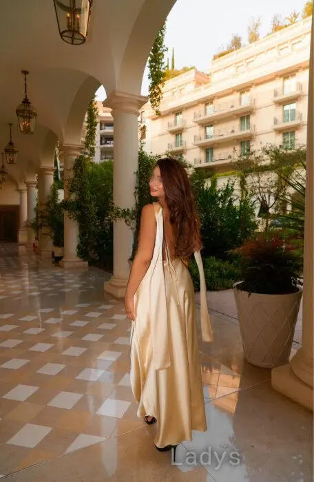 Alena Diamond, 26 years beautiful nude Hamburg escorts girl, height 167 sm, Weight 59 kg