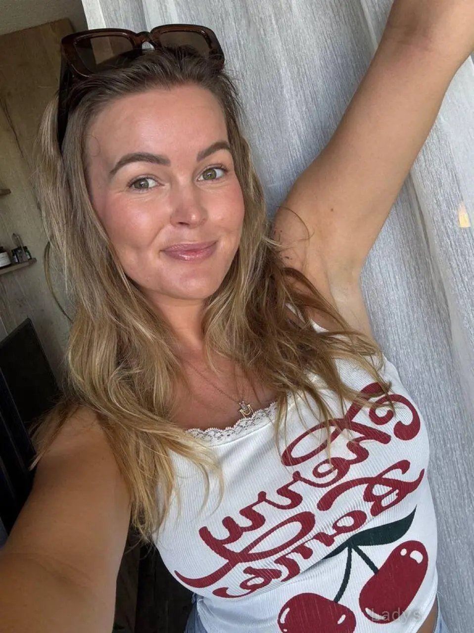 Ella Knox Juliana, 25 years beautiful nude Heidelberg escorts girl, height 162 sm, Weight 56 kg