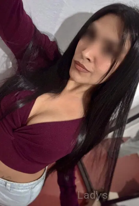 Kate, 28 years beautiful nude Heidelberg escorts girl, height 168 sm, Weight 57 kg