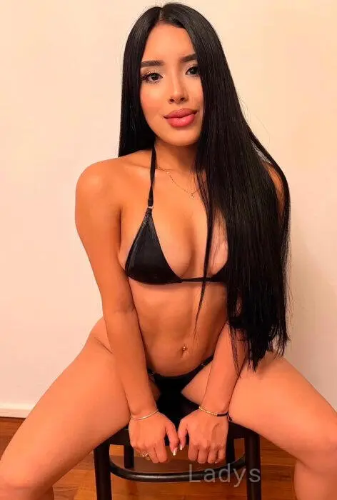 Emily, 22 years beautiful nude Helsinki escorts girl, height 155 sm, Weight 54 kg