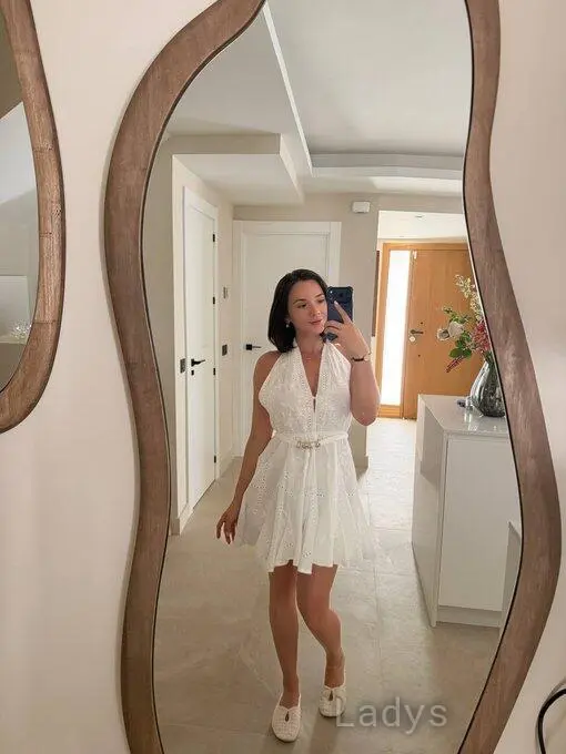 Hélène, 26 years beautiful nude Helsinki escorts girl, height 158 sm, Weight 57 kg