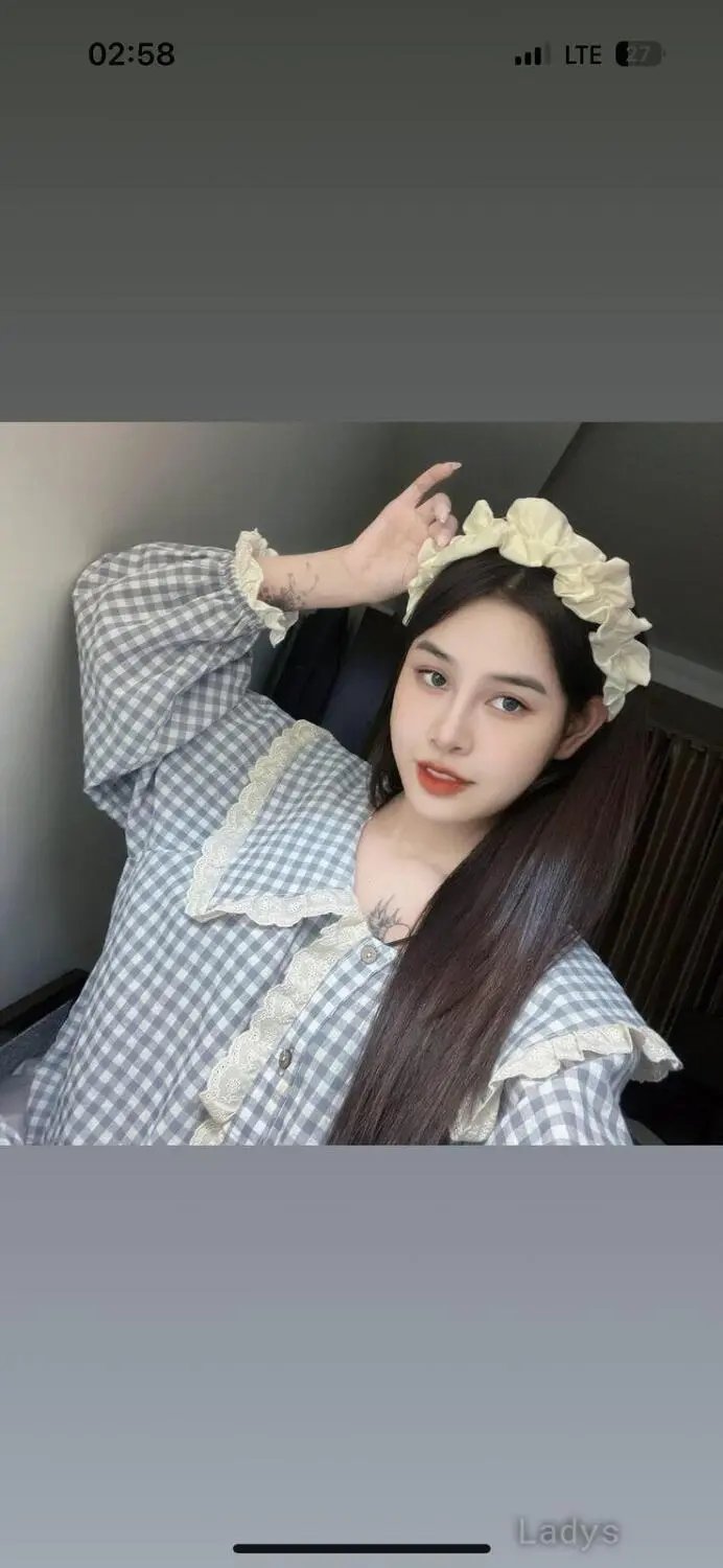 Mina, 23 years old Hải Phòng escort girl with big tits, height 165 sm, Weight kg