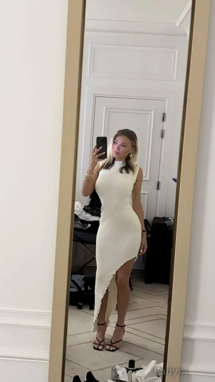 Lanna, 22 years asian escorts girl, height 174 sm, Weight 76 kg, Hilversum eacort