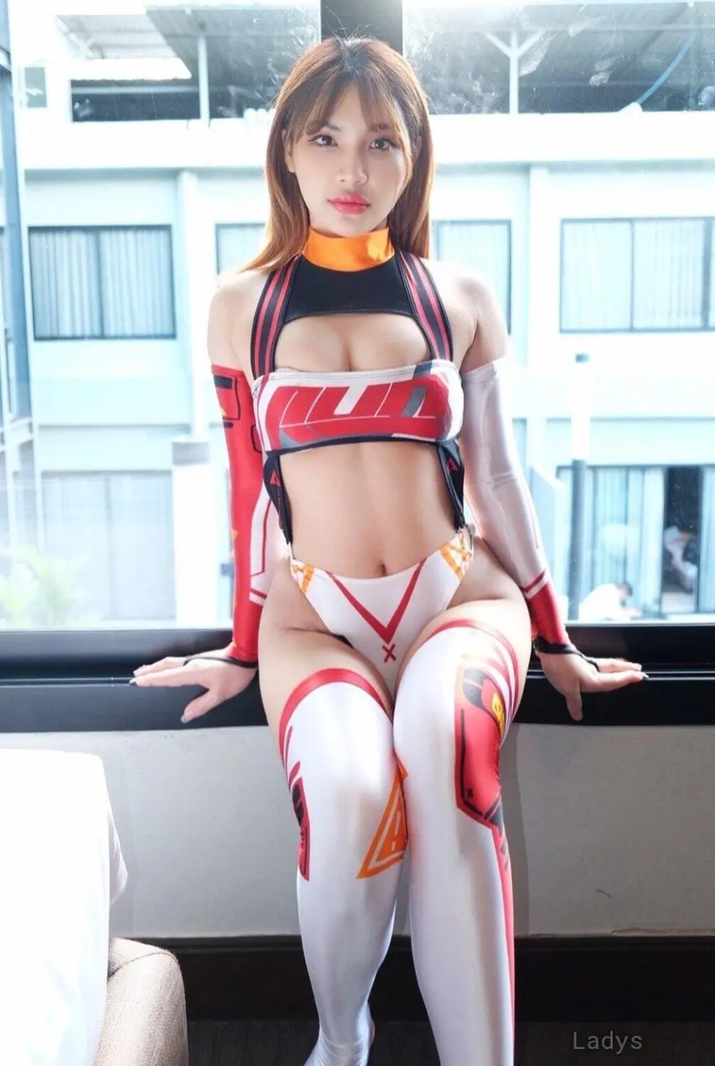 Bonnie, 25 years beautiful nude Hong Kong escorts girl, height 155 sm, Weight  kg
